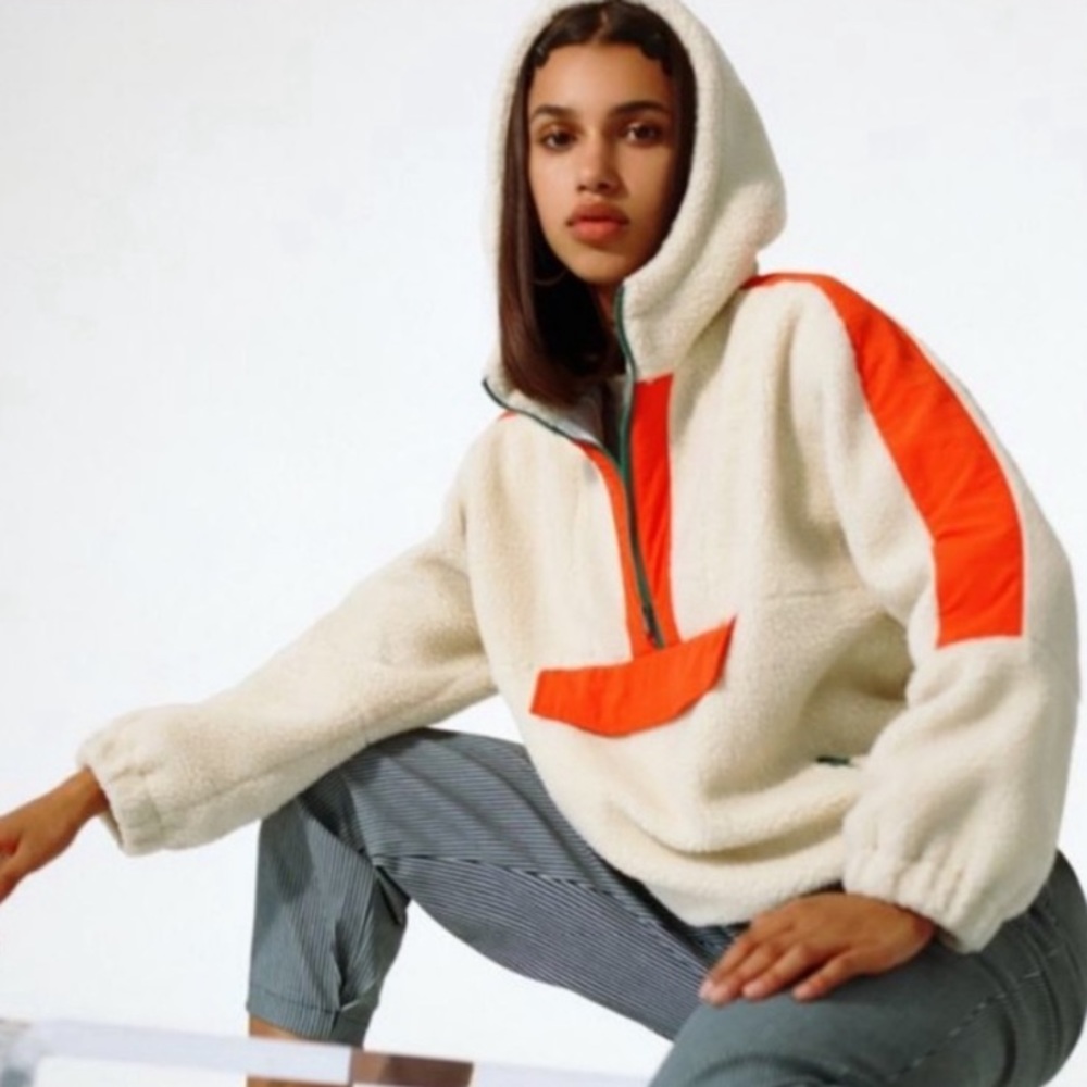 Urban outfitters Sherpa quarter zip